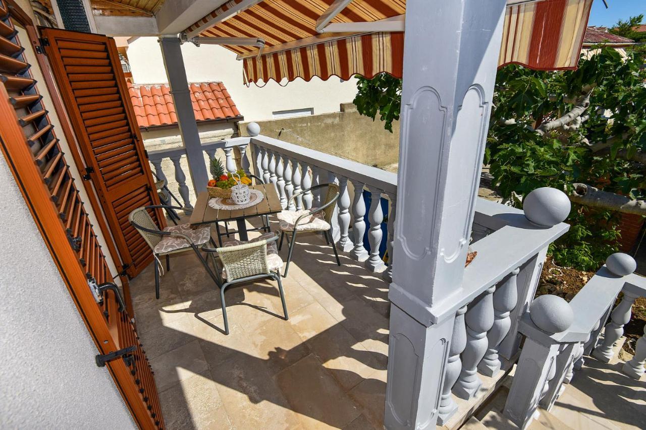 Lana Apartman Zadar Exterior photo