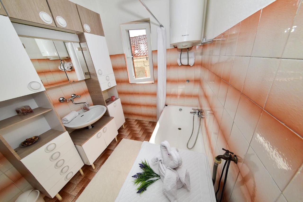 Lana Apartman Zadar Exterior photo