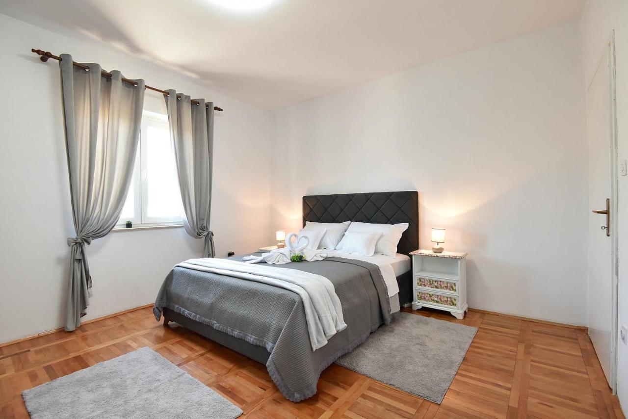 Lana Apartman Zadar Exterior photo