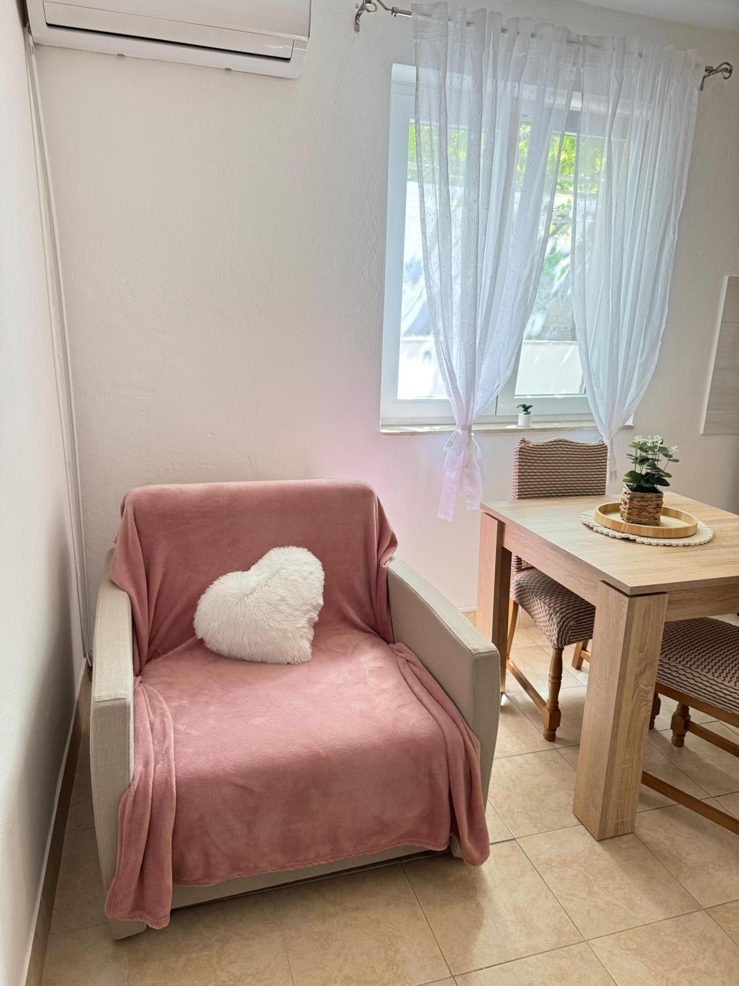 Lana Apartman Zadar Exterior photo